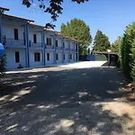 Hotell Blue Suzzara