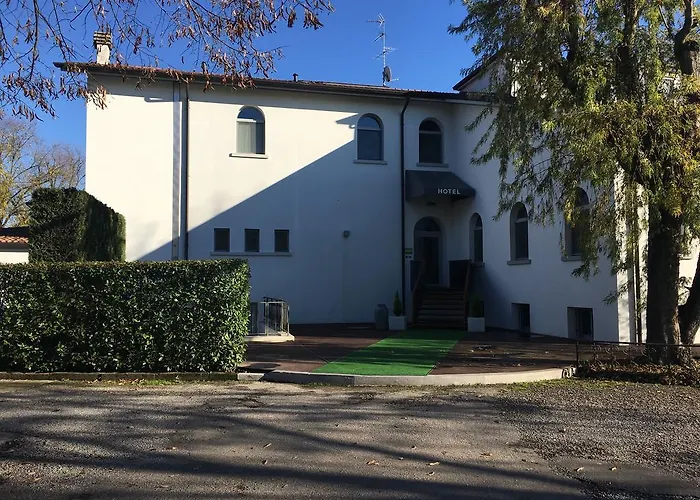 Hotel Blue