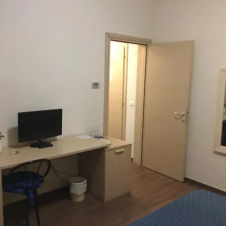 蓝色酒店
